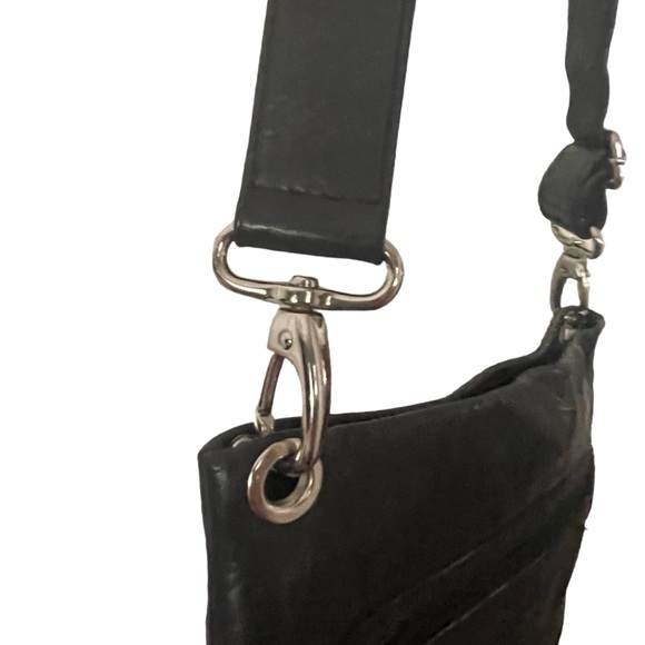 MARGOT Genuine Pebbled Leather Double Zipper Shoulder Crossbody Messenger Bag - Picture 4 of 7